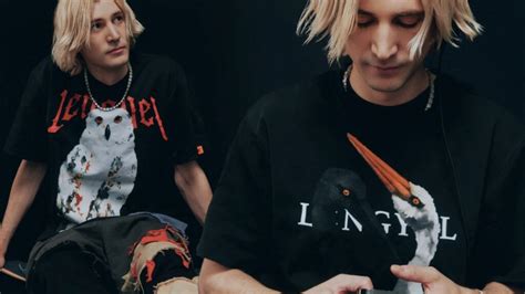 xqc clothing.